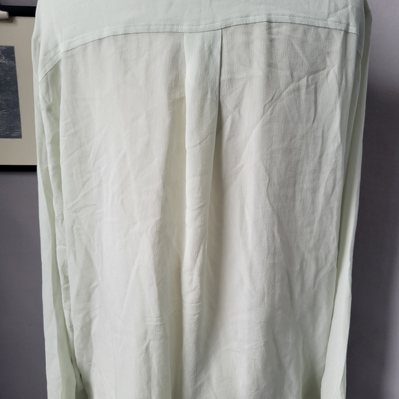 Everlane Clean Washable Silk Relaxed Button Up Shirt Light Green 14 - Picture 7 of 16